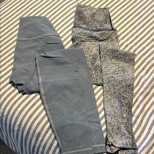 Lululemon Athletica Gray and Black wunder under Leggings Duo